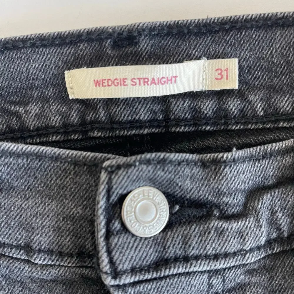 Levi’s Wedgie Straight Grey Denim Jeans Button Fly - Size 31